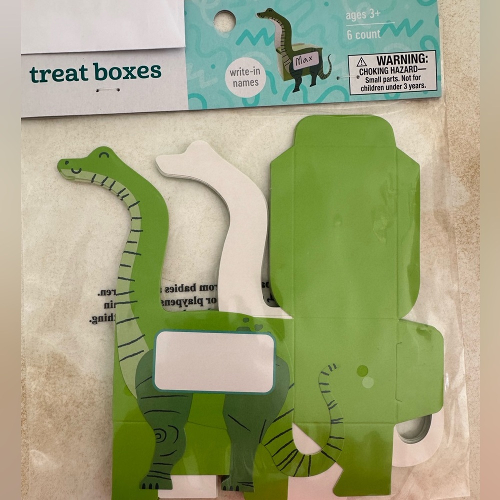 Dinosaur treat boxes
